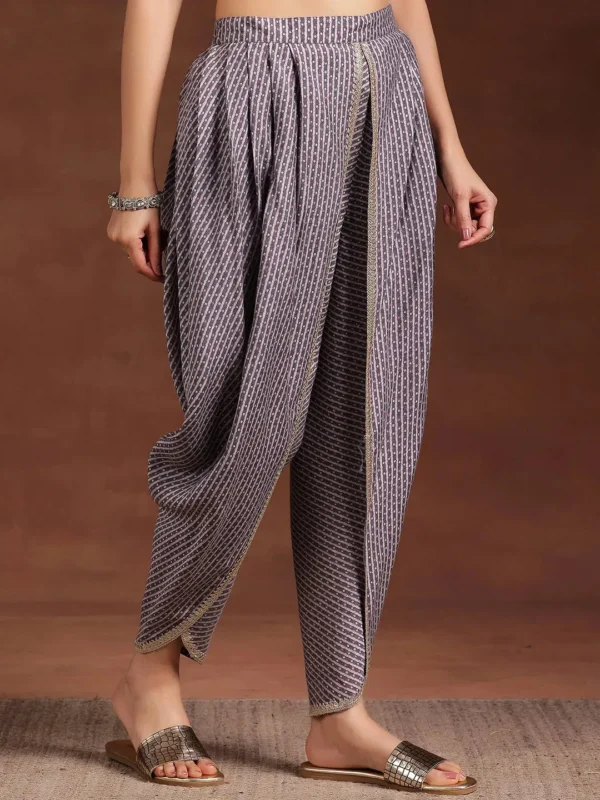 Women Grey Printed Silk Blend A-Line Kurta With Dhoti Pants - Image 4