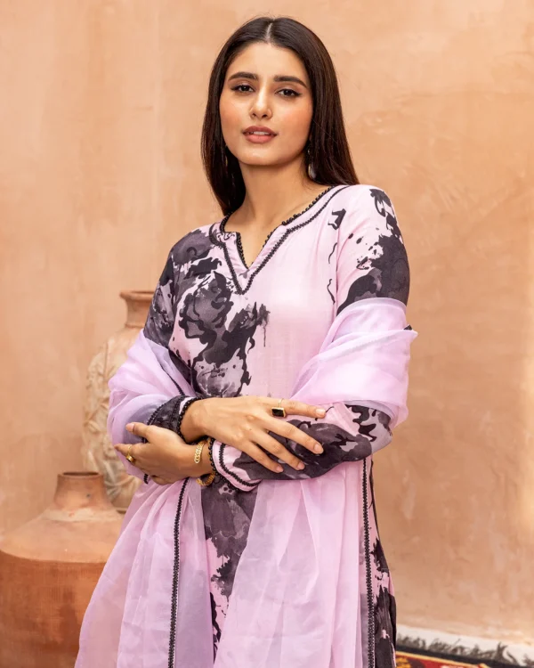 Women Mauve Pink Floral Suit Set - Image 2