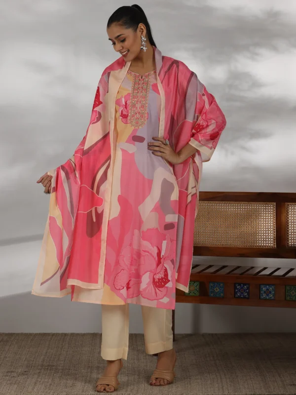Women Cream Printed Cotton Blend Straight Suit With Dupatta - Image 7