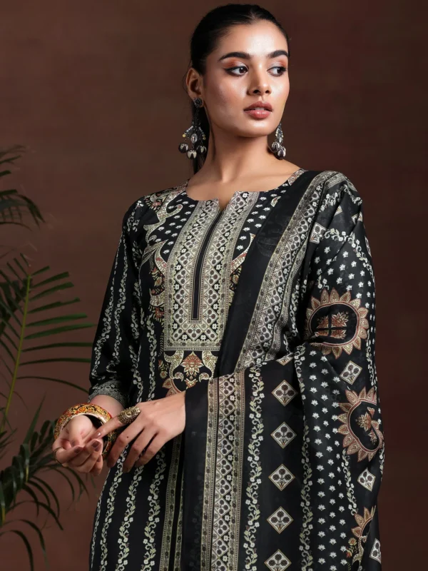 Women Black Printed Poly Crepe Straight Suit With Dupatta - Image 2
